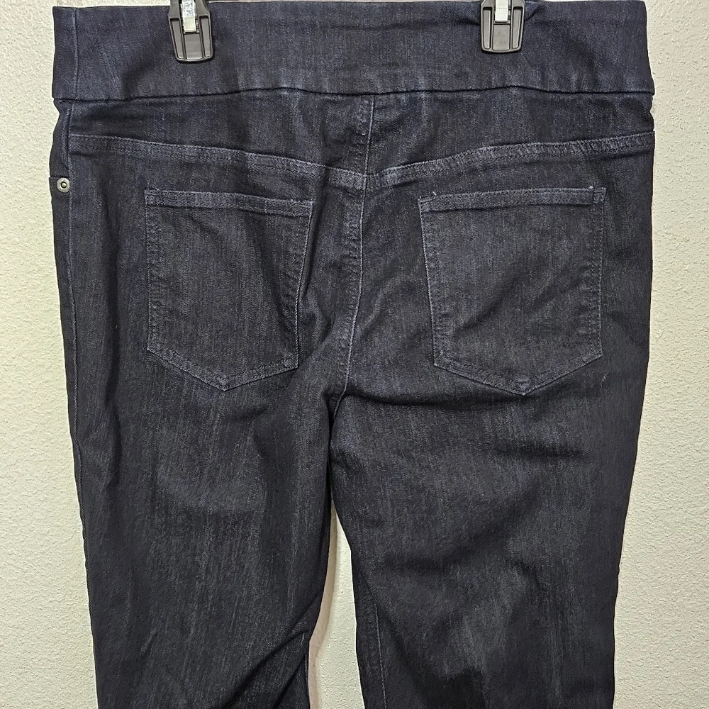 Chico's pull on skinny jeans size 1 per tags size 8